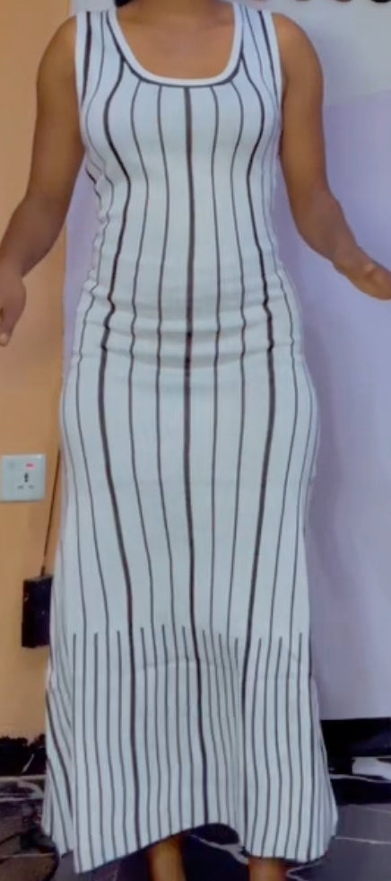 Sleeveless long gown